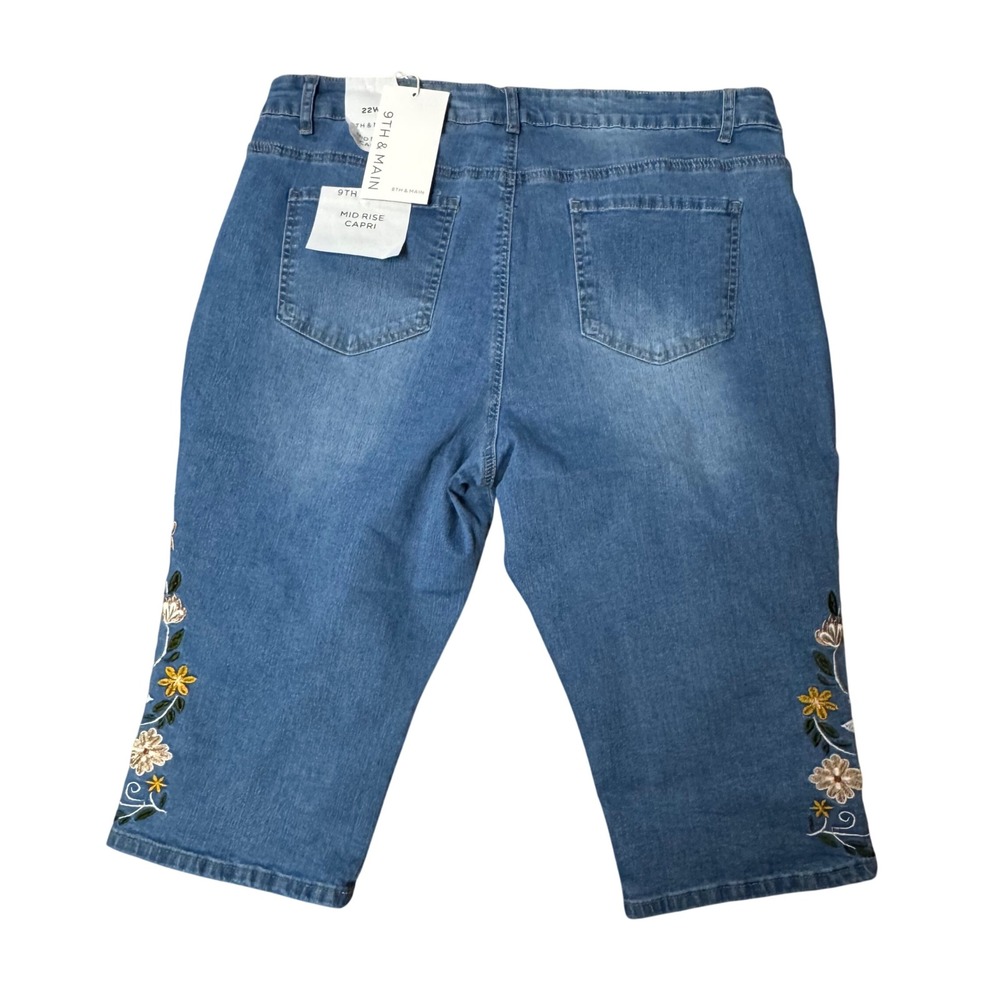 9th & Main Womens 22W Mid Rise Capri Jeans Floral Embroidered Medium Wash Denim - Picture 2 of 8